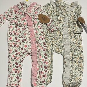 NWT Two Girls Floral Outfits 9 Months New